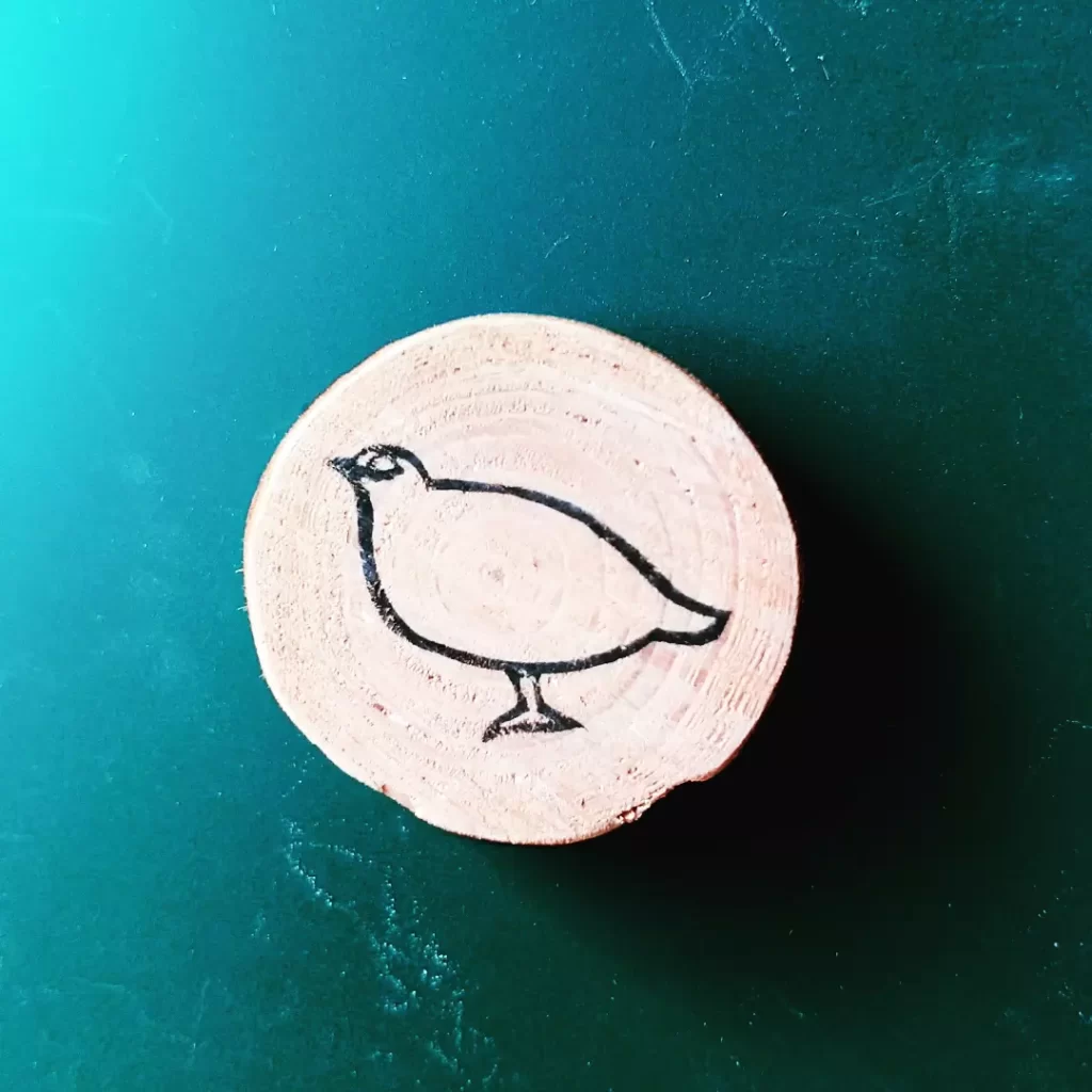 栗谷さと子　ハンドメイド雑貨　木のマグネット　Kuriya Satoko 雷鳥