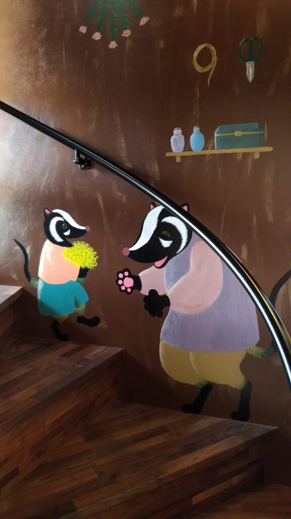 栗谷さと子　マツモトサトヤマドアーズ　壁画　Kuriya Satoko mural painting